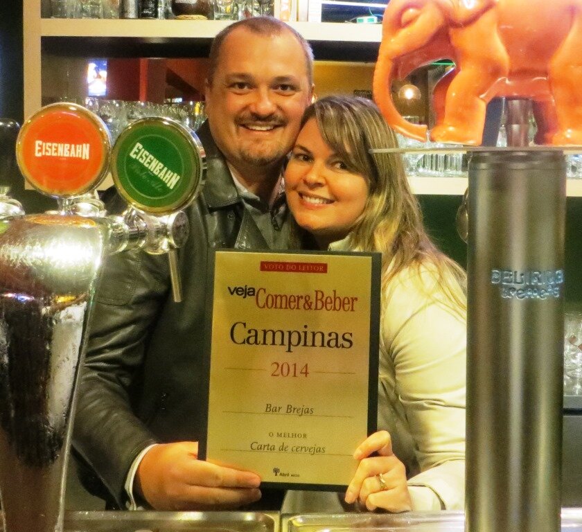 Mauricio Beltramelli e Fabiana Panobianco: Casal comanda o Bar Brejas há 5 anos.